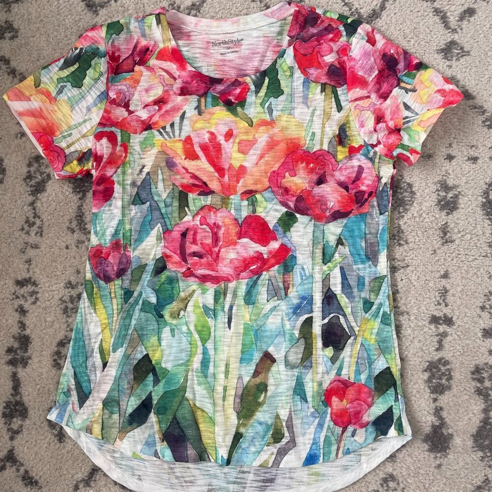 North Style Stretch Watercolor Floral Top - M